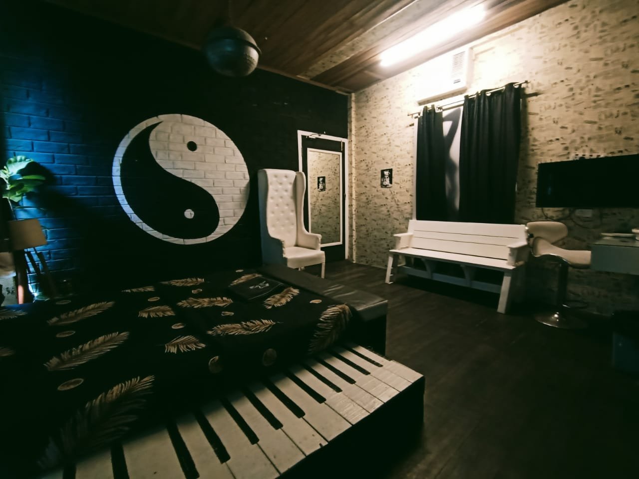 Super Deluxe Room